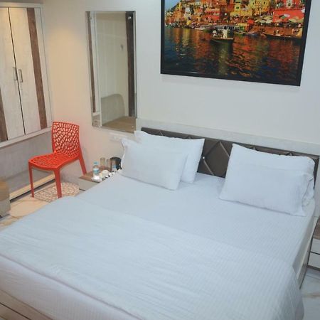 Hotel Tamilnadu Kashi Варанаси Экстерьер фото