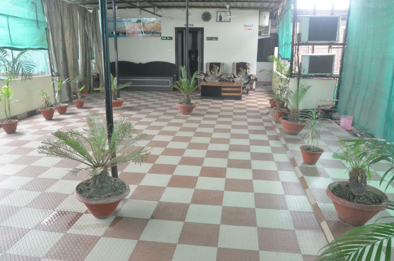 Hotel Tamilnadu Kashi Варанаси Экстерьер фото